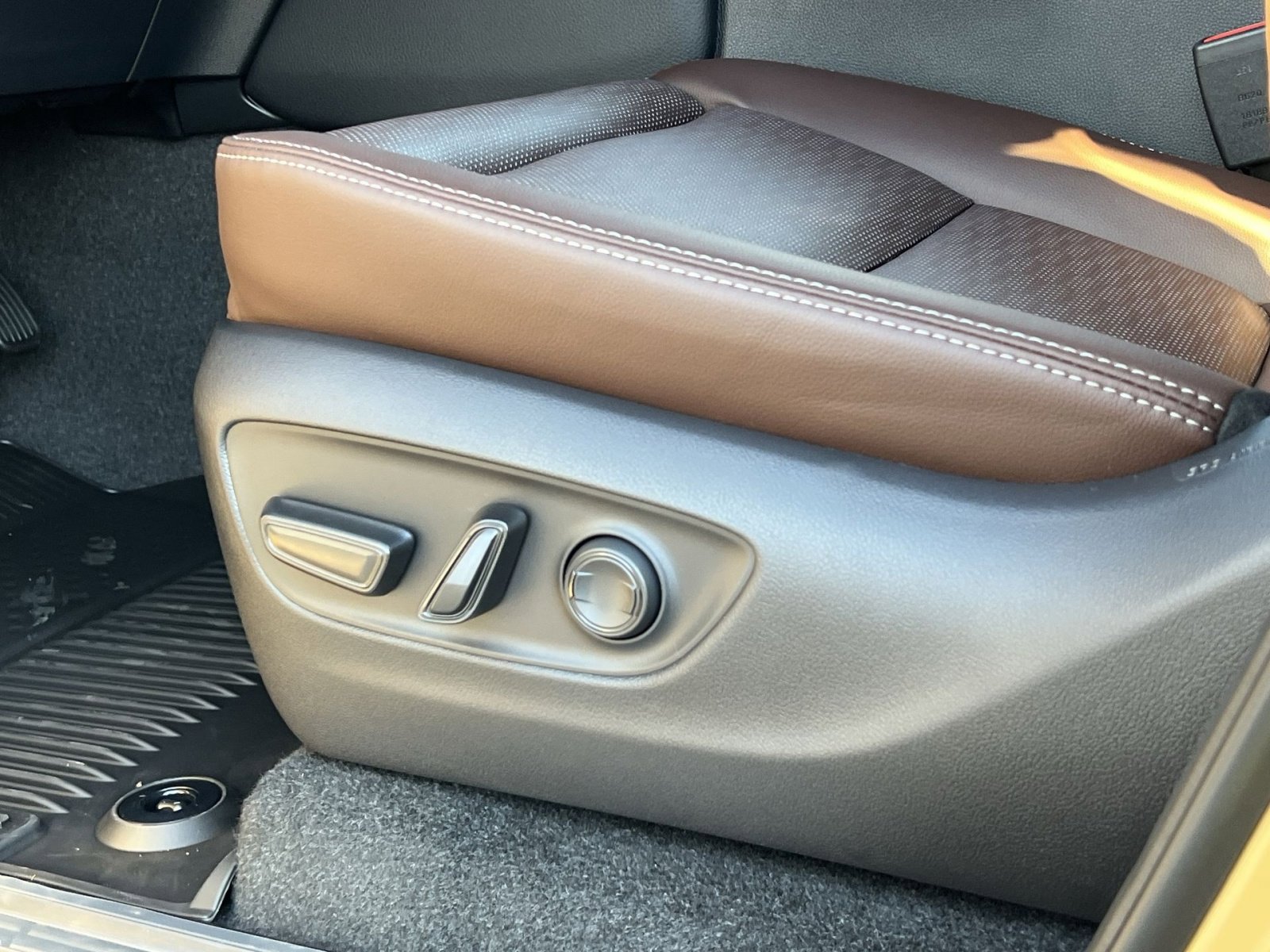 New 2026 Toyota Land Cruiser image 8