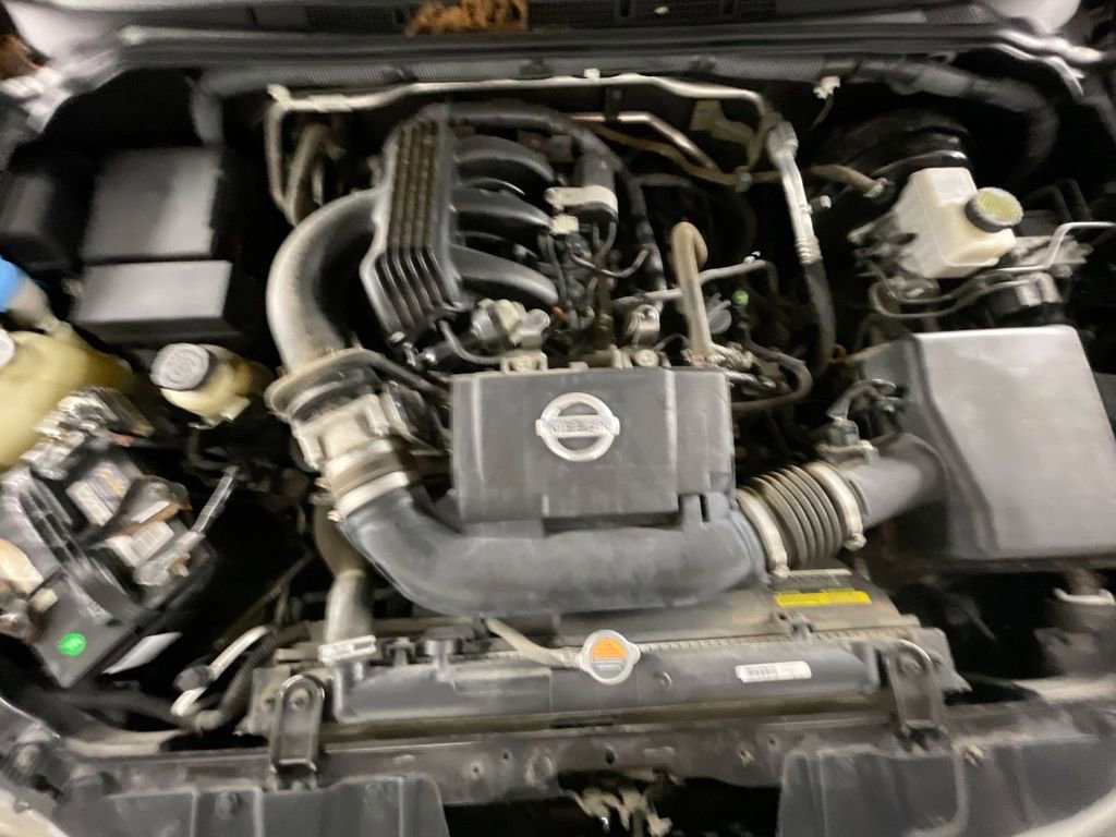 Used 2012 Nissan Xterra S image 25