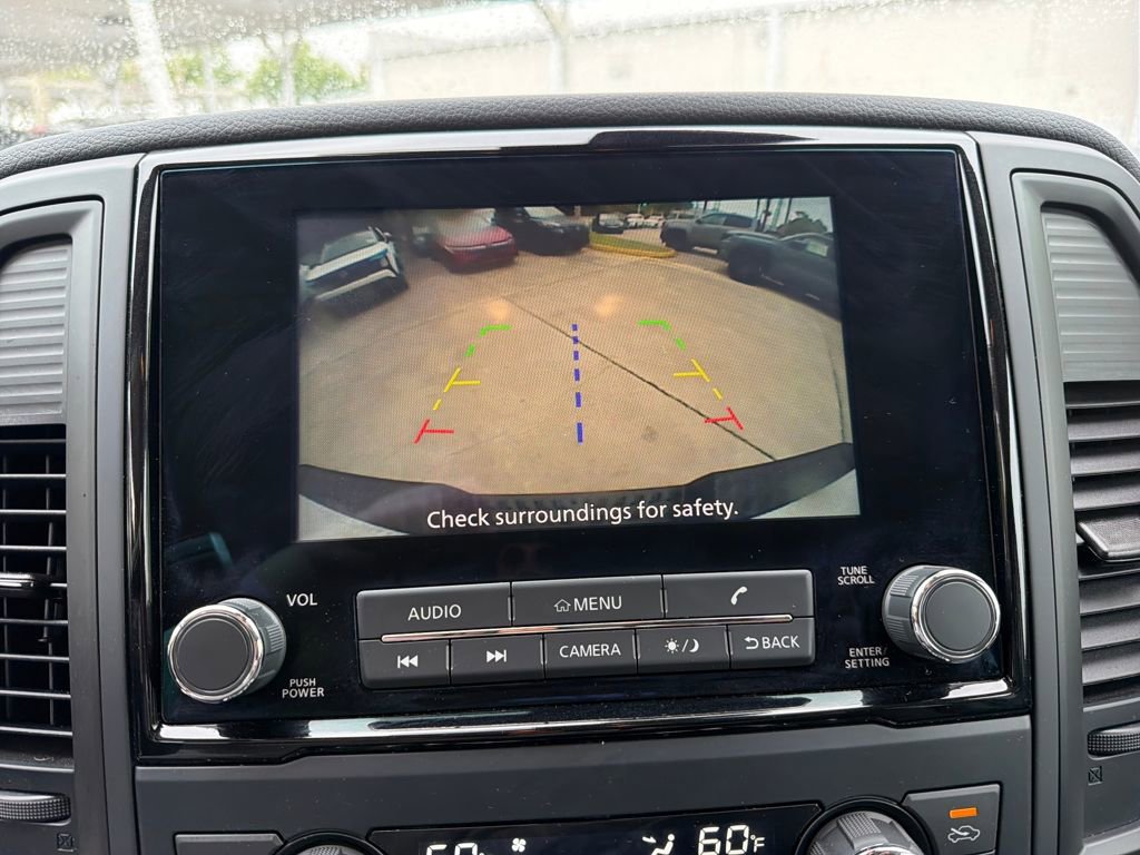 Used 2024 Nissan Titan SV w/ SV Convenience Package image 28