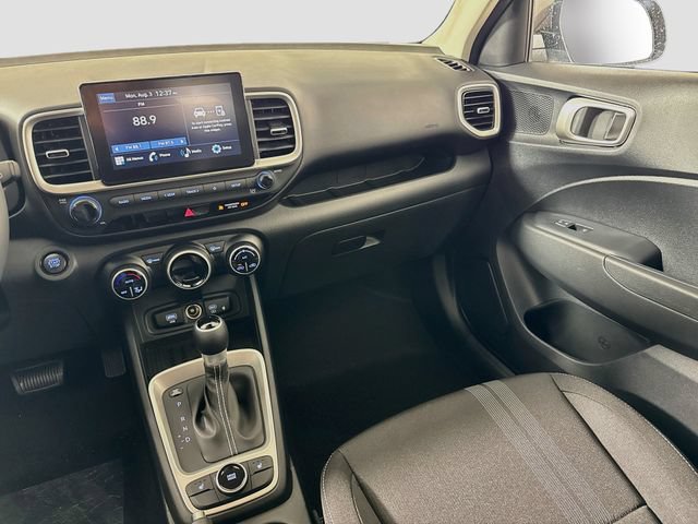New 2026 Hyundai Venue SEL FWD image 25