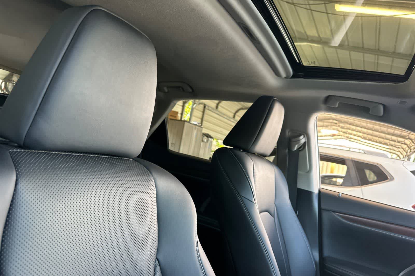 Used 2020 Lexus RX 350 AWD w/ Premium Package image 19
