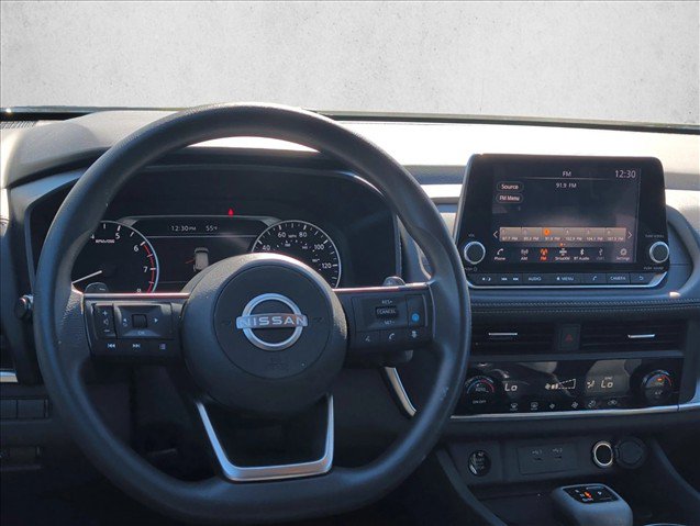 Used 2024 Nissan Rogue SV AWD/4WD image 15