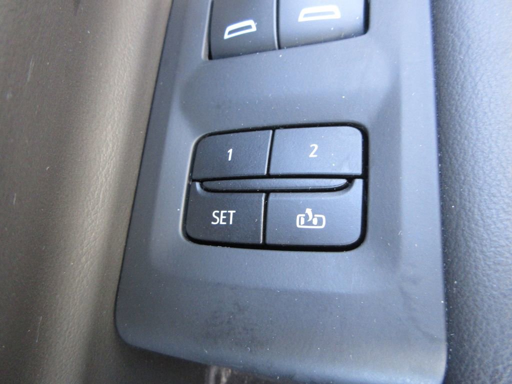 Certified 2023 GMC Yukon SLT w/ SLT Luxury Package image 24