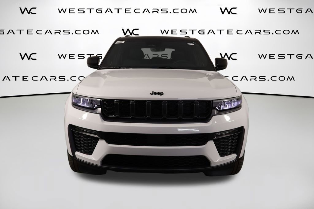 New 2026 Jeep Grand Cherokee Limited AWD/4WD image 2