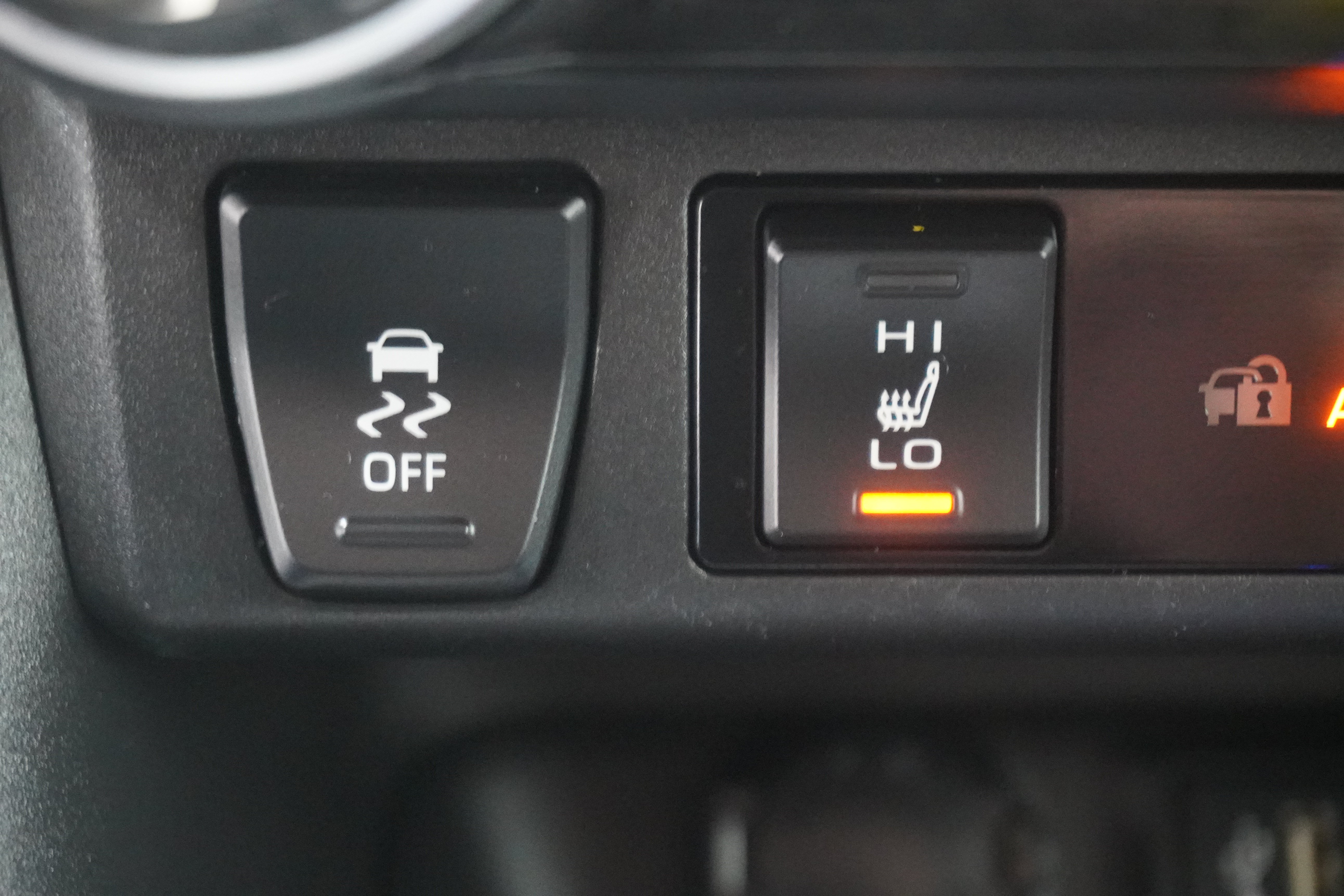 Used 2023 Toyota RAV4 XLE w/ XLE Grade Weather Package AWD/4WD image 22