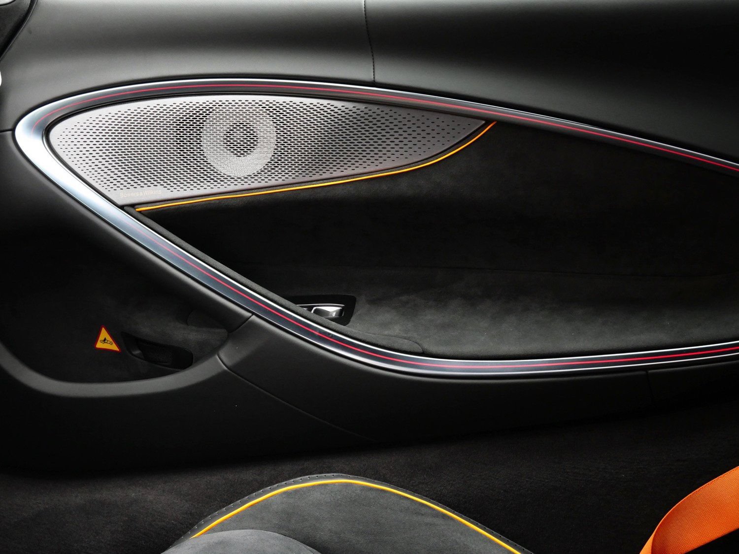 New 2026 McLaren Artura RWD image 14