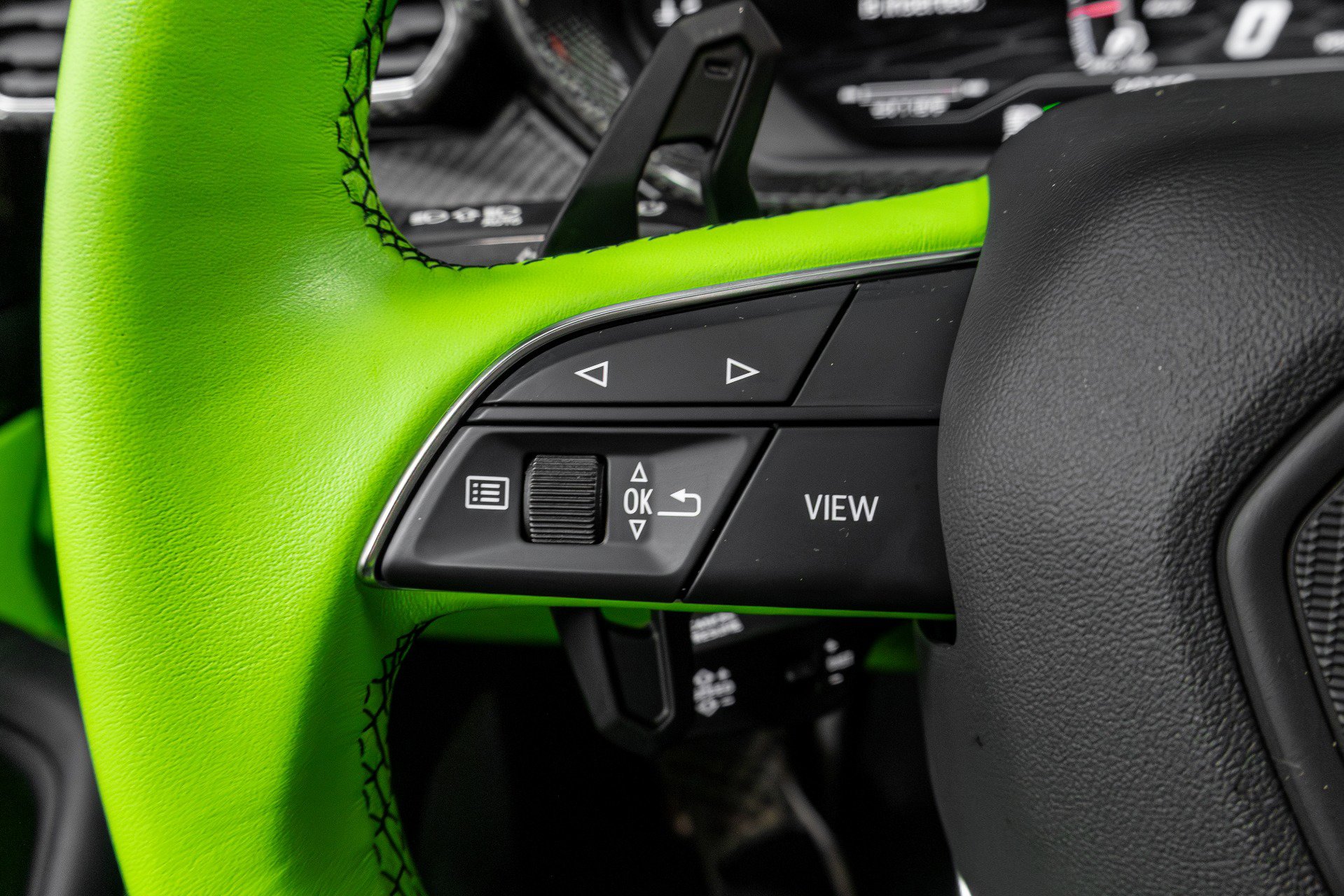 Used 2022 Lamborghini Urus image 71