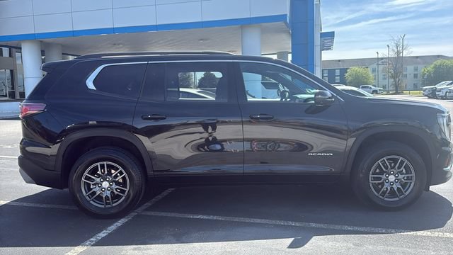 Used 2025 GMC Acadia Elevation FWD image 8