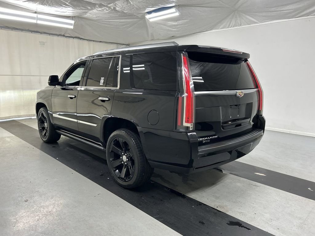 Used 2020 Cadillac Escalade Platinum AWD/4WD image 6