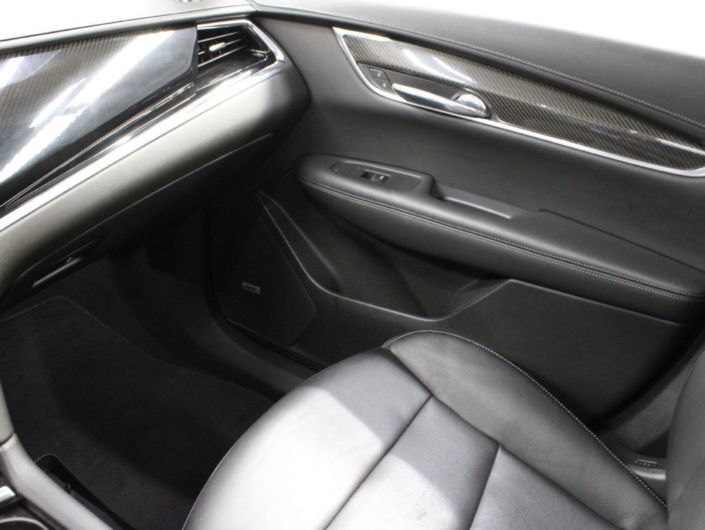 Used 2022 Cadillac XT6 Sport w/ Technology Package AWD/4WD image 35