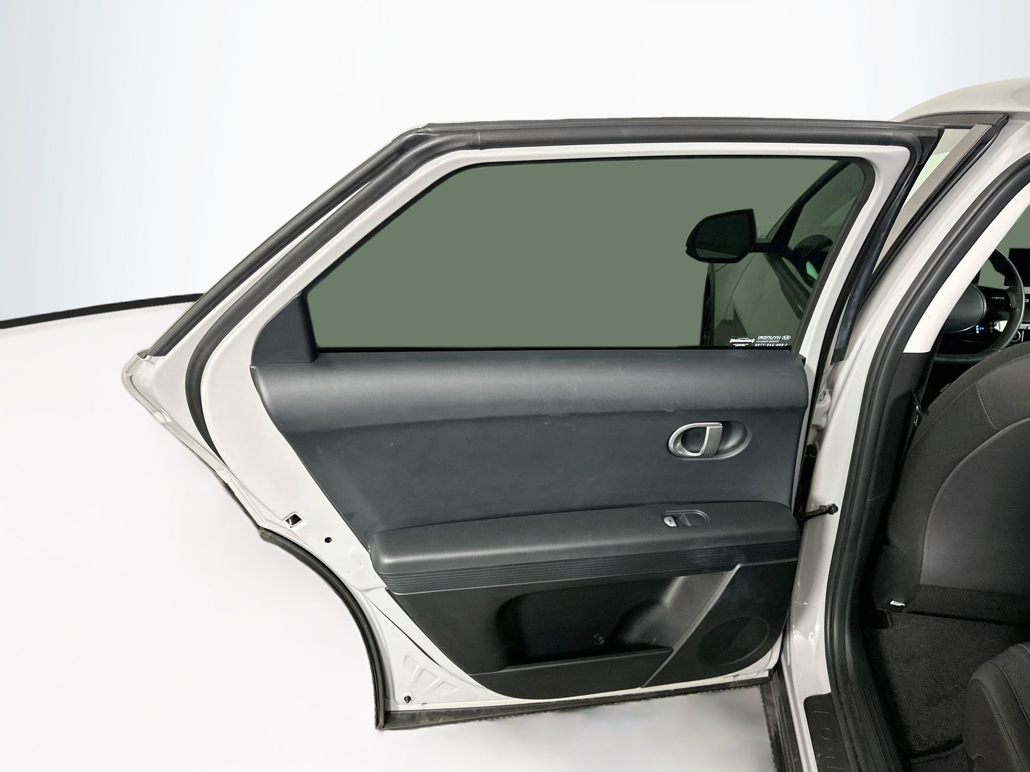 Used 2024 Hyundai Ioniq 5 SE RWD image 26