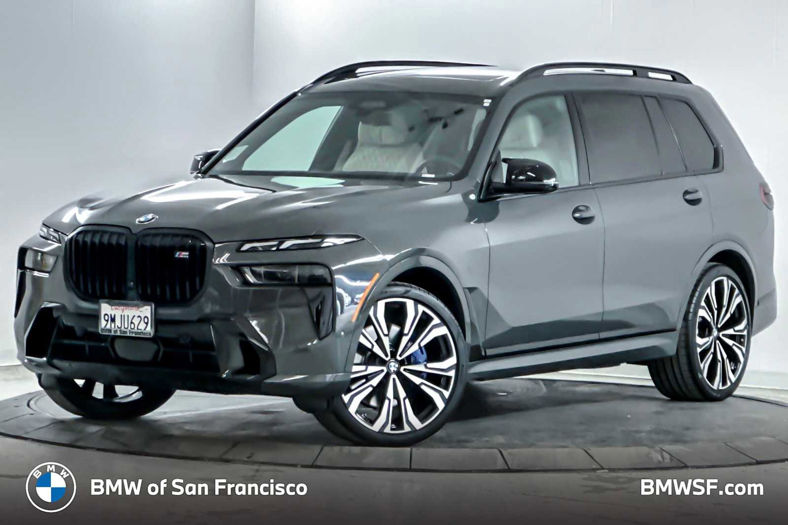 Used 2025 BMW X7 M60i image 1