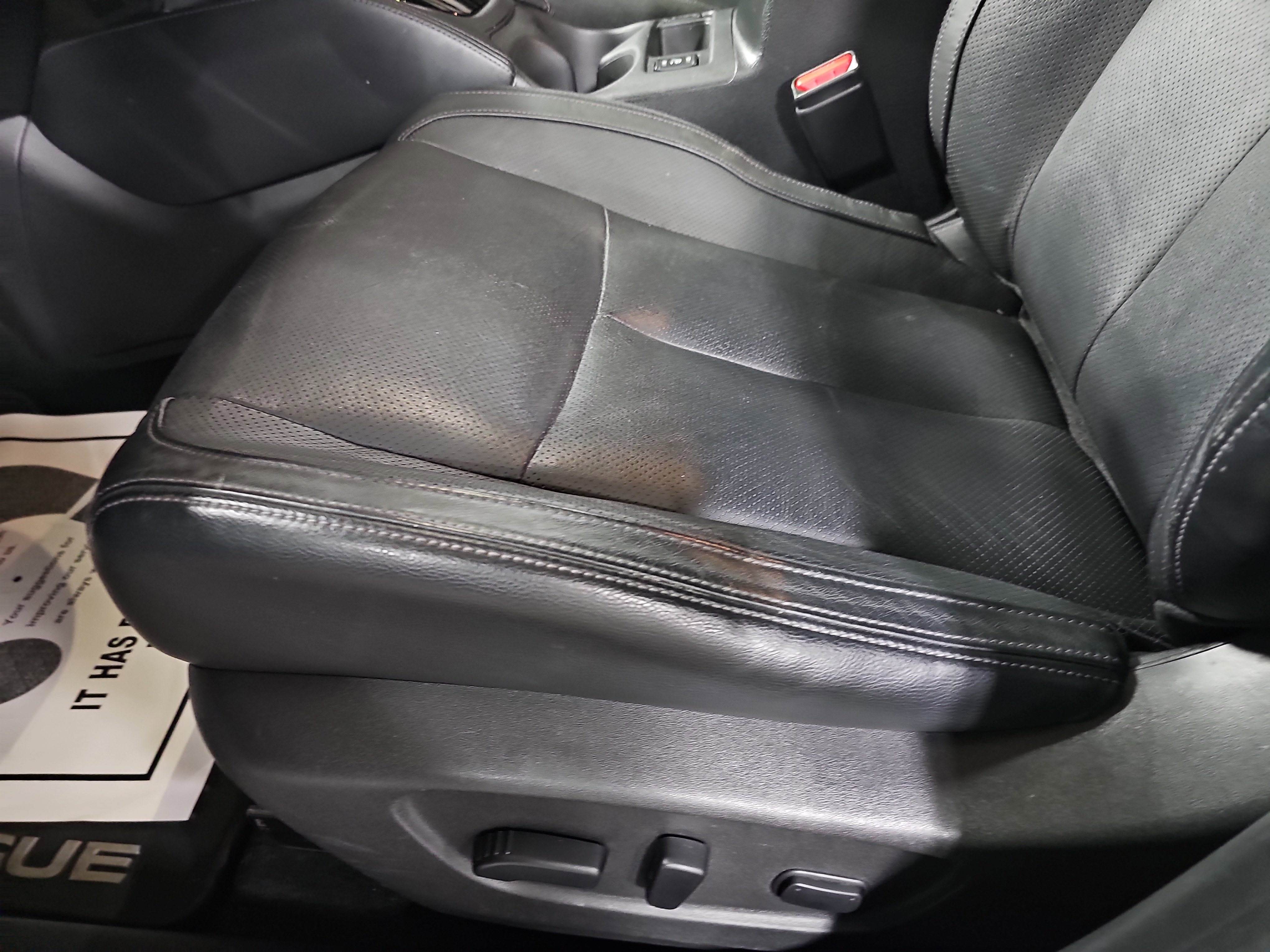 Used 2018 Nissan Rogue SL FWD image 29