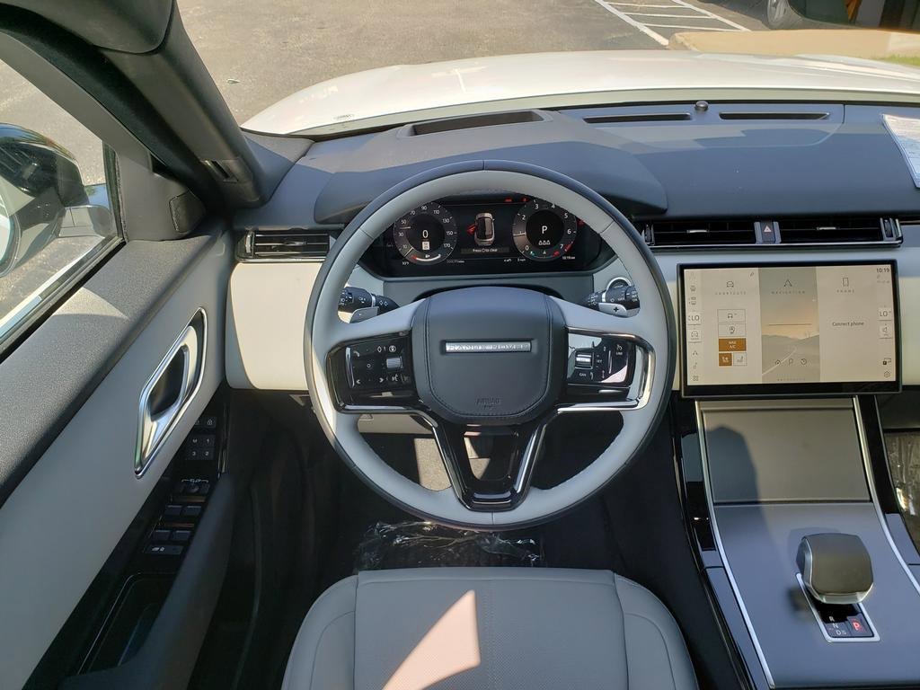 New 2026 Land Rover Range Rover Velar S image 14