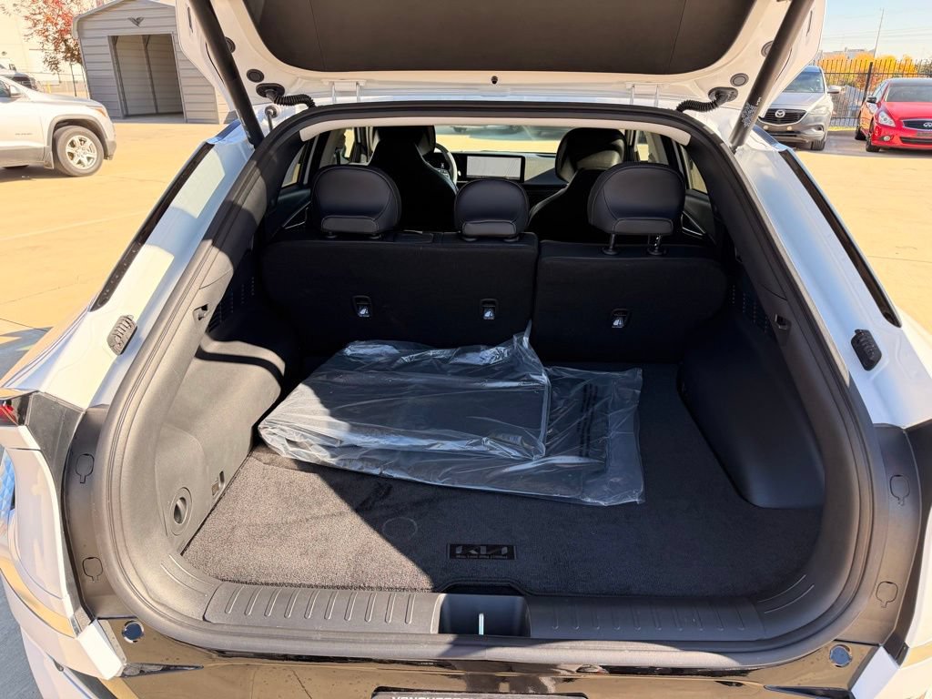 New 2025 Kia EV6 Wind AWD/4WD image 25