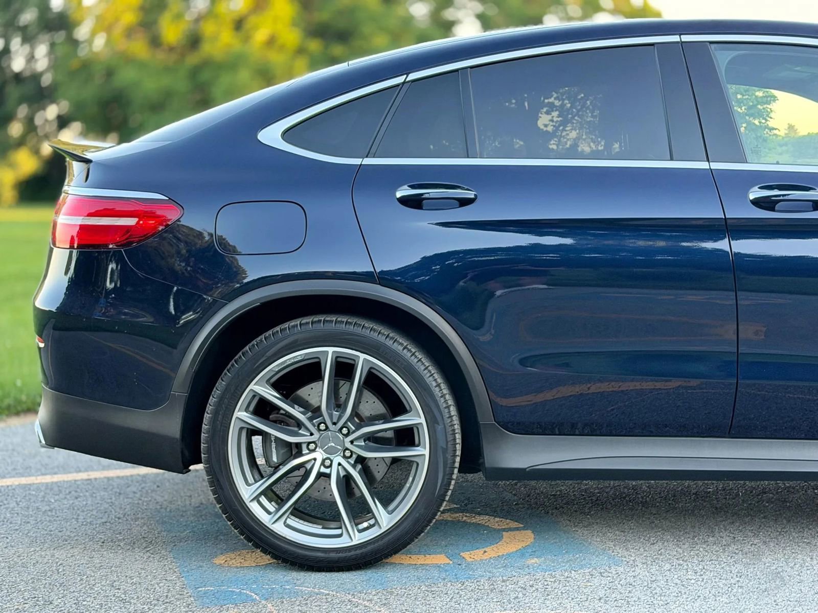 Used 2018 Mercedes-Benz GLC 63 AMG 4MATIC Coupe image 17
