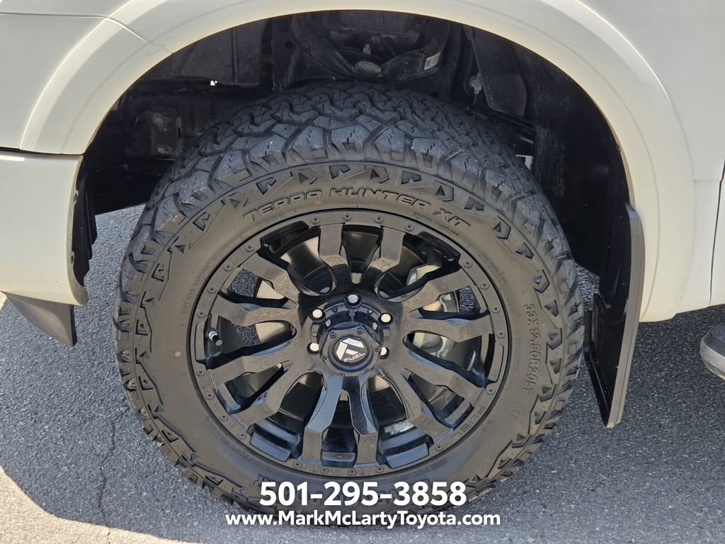 Used 2023 Nissan Titan Platinum Reserve w/ Off Road Protection Package AWD/4WD image 18