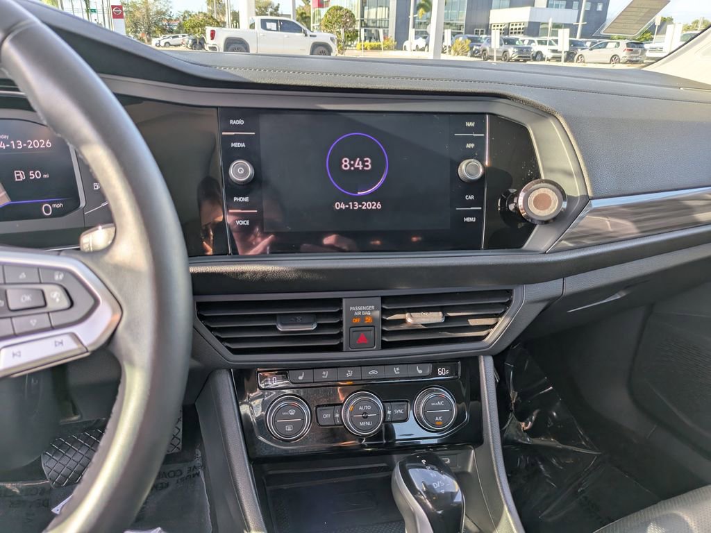 Certified 2024 Volkswagen Jetta SEL image 20
