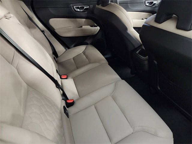 New 2026 Volvo XC60 B5 Plus w/ Protection Package Premier image 32