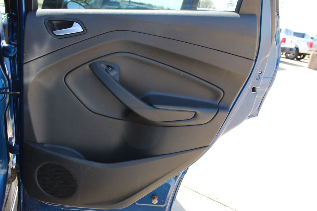 Used 2017 Ford Escape SE image 31