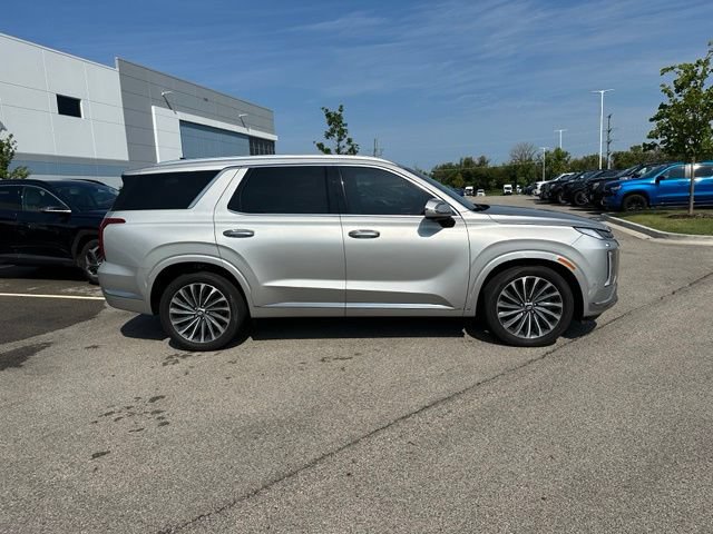 Used 2024 Hyundai Palisade Calligraphy FWD image 4