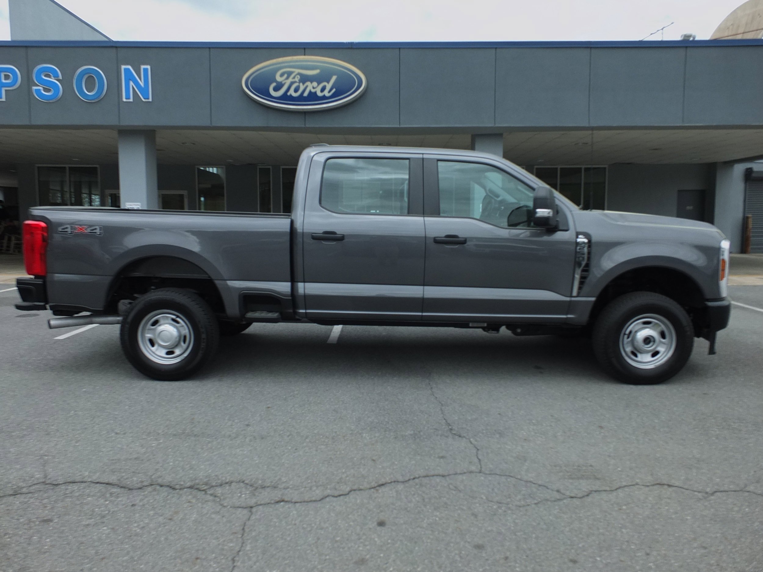 Used 2026 Ford F250 XL image 2