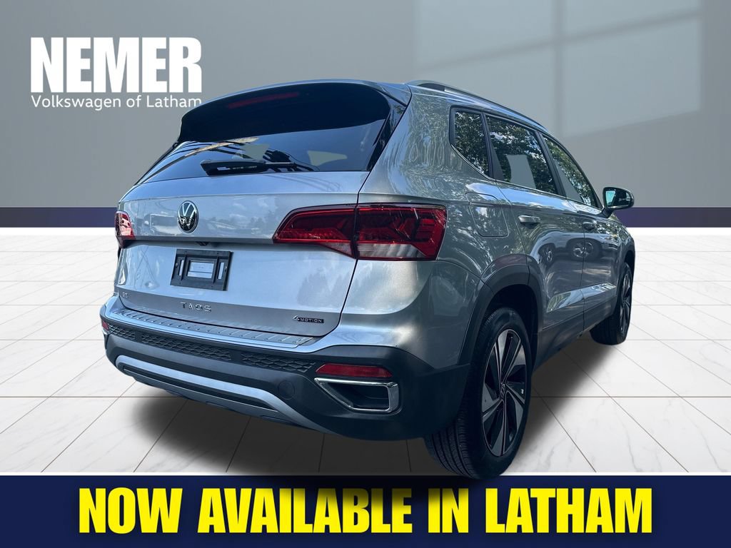 Used 2024 Volkswagen Taos SE AWD/4WD image 4