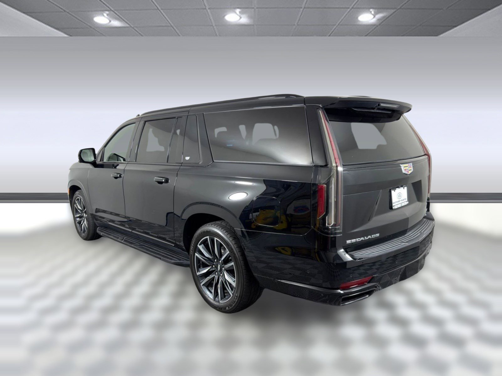 Used 2023 Cadillac Escalade ESV Sport Platinum image 3