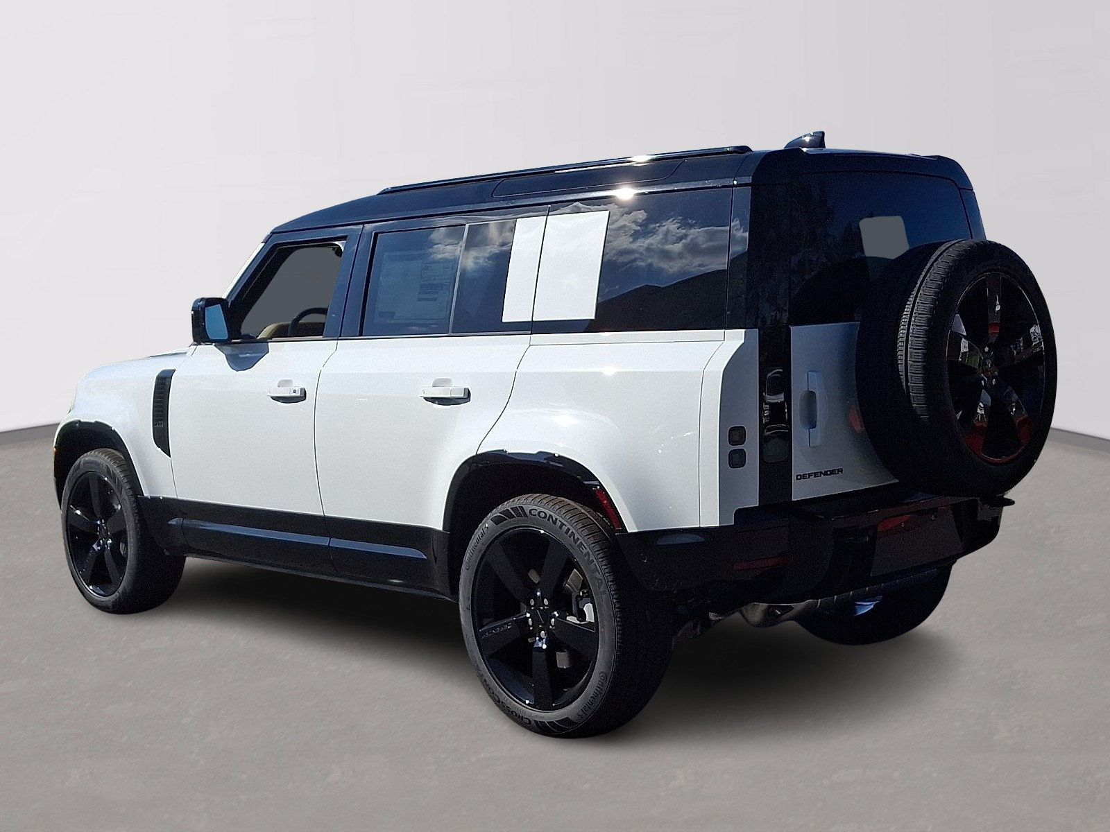 New 2027 Land Rover Defender 110 X-Dynamic SE AWD/4WD image 4