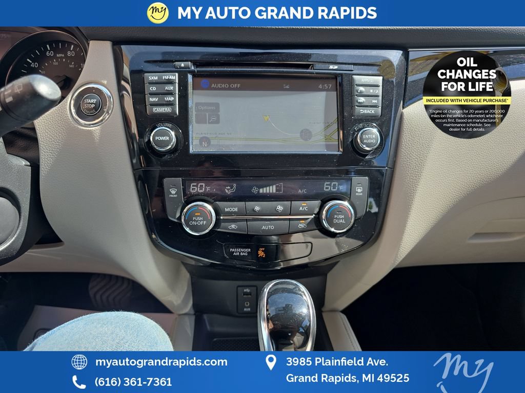 Used 2017 Nissan Rogue Sport SL w/ SL Premium Package AWD/4WD image 18