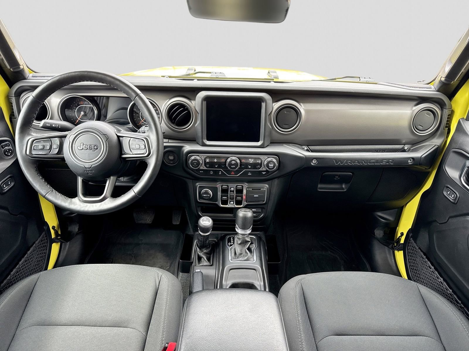 Used 2023 Jeep Wrangler Willys image 14