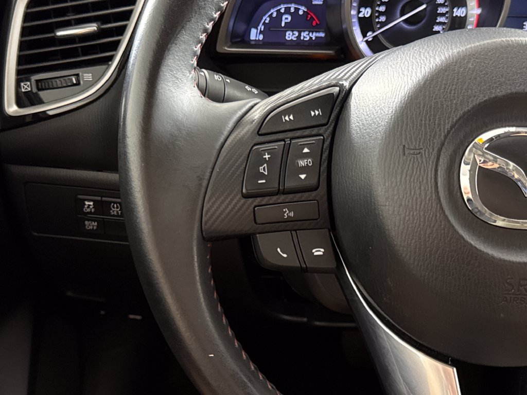 Used 2016 MAZDA MAZDA3 i Touring FWD image 15
