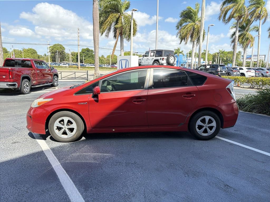 Used 2014 Toyota Prius Three image 5