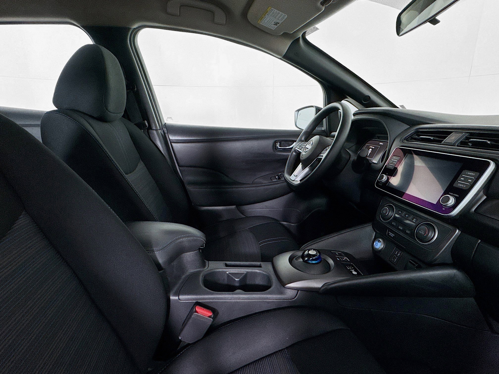 Used 2023 Nissan Leaf S image 49