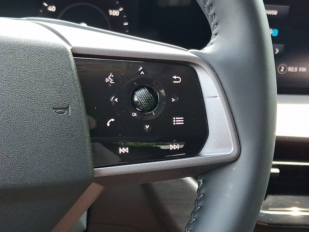 Certified 2025 Nissan Murano SV AWD/4WD image 23