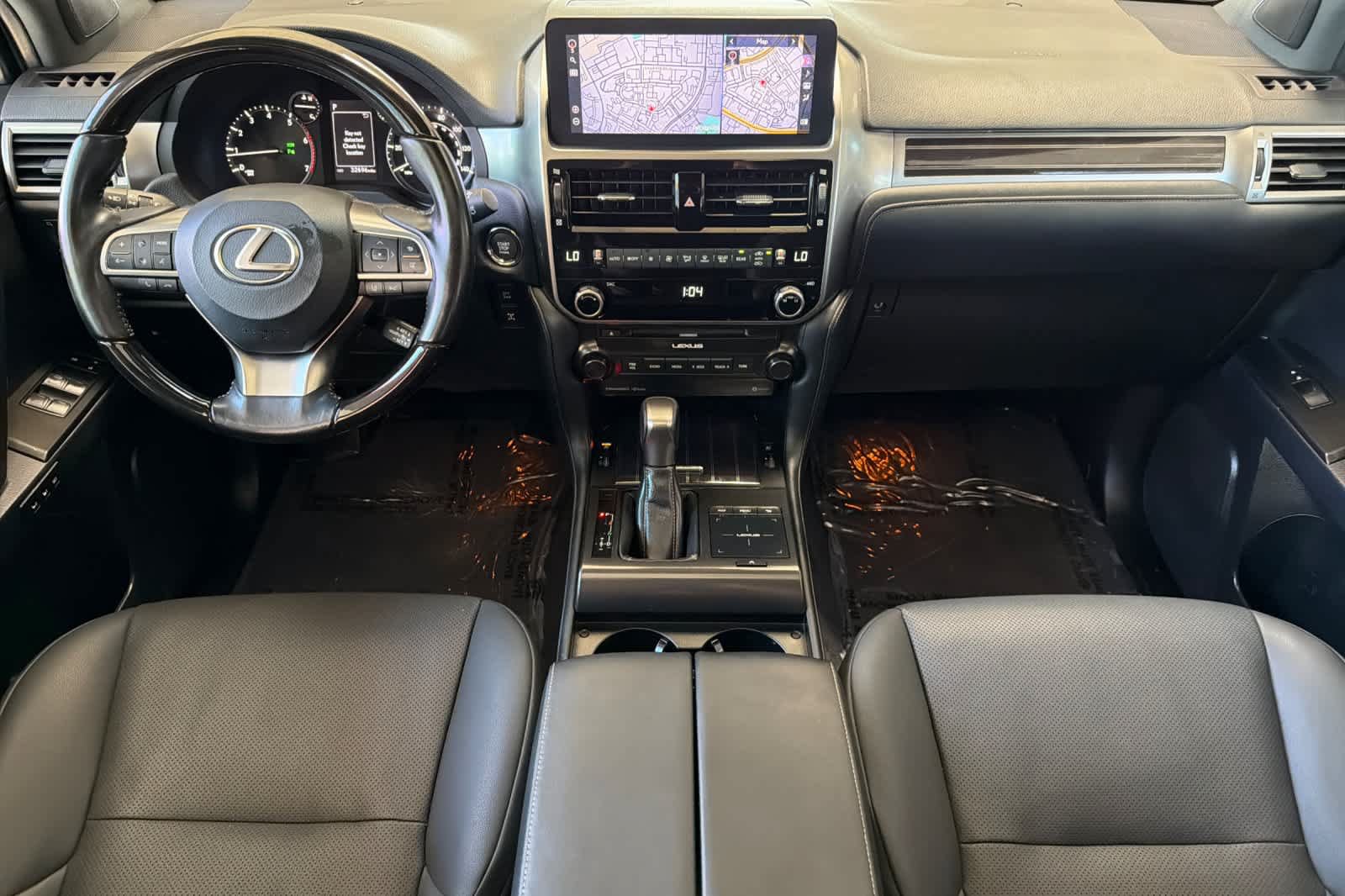 Used 2022 Lexus GX 460 Premium w/ Premium Package AWD/4WD image 3