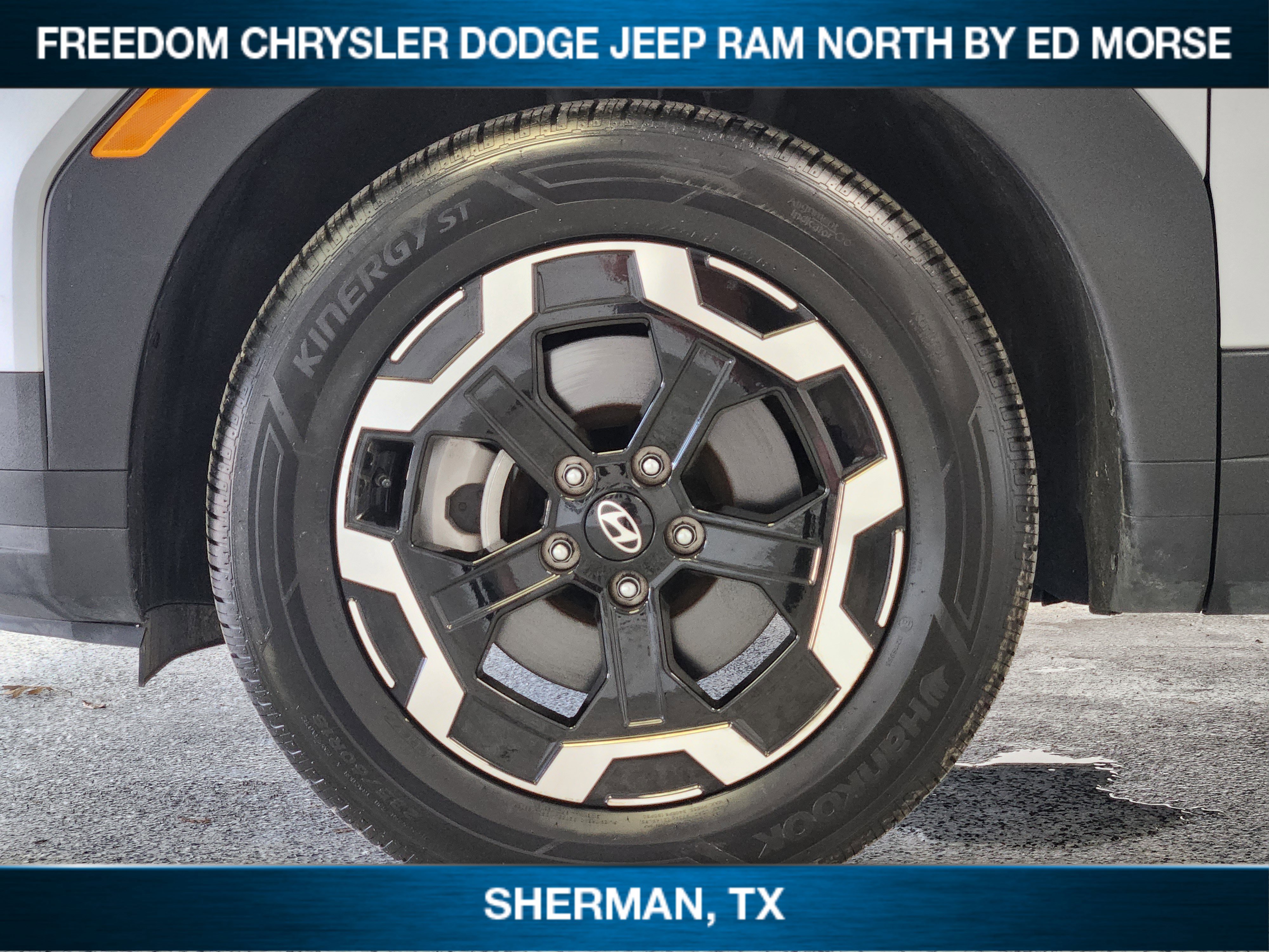 Used 2025 Hyundai Santa Fe SEL image 7