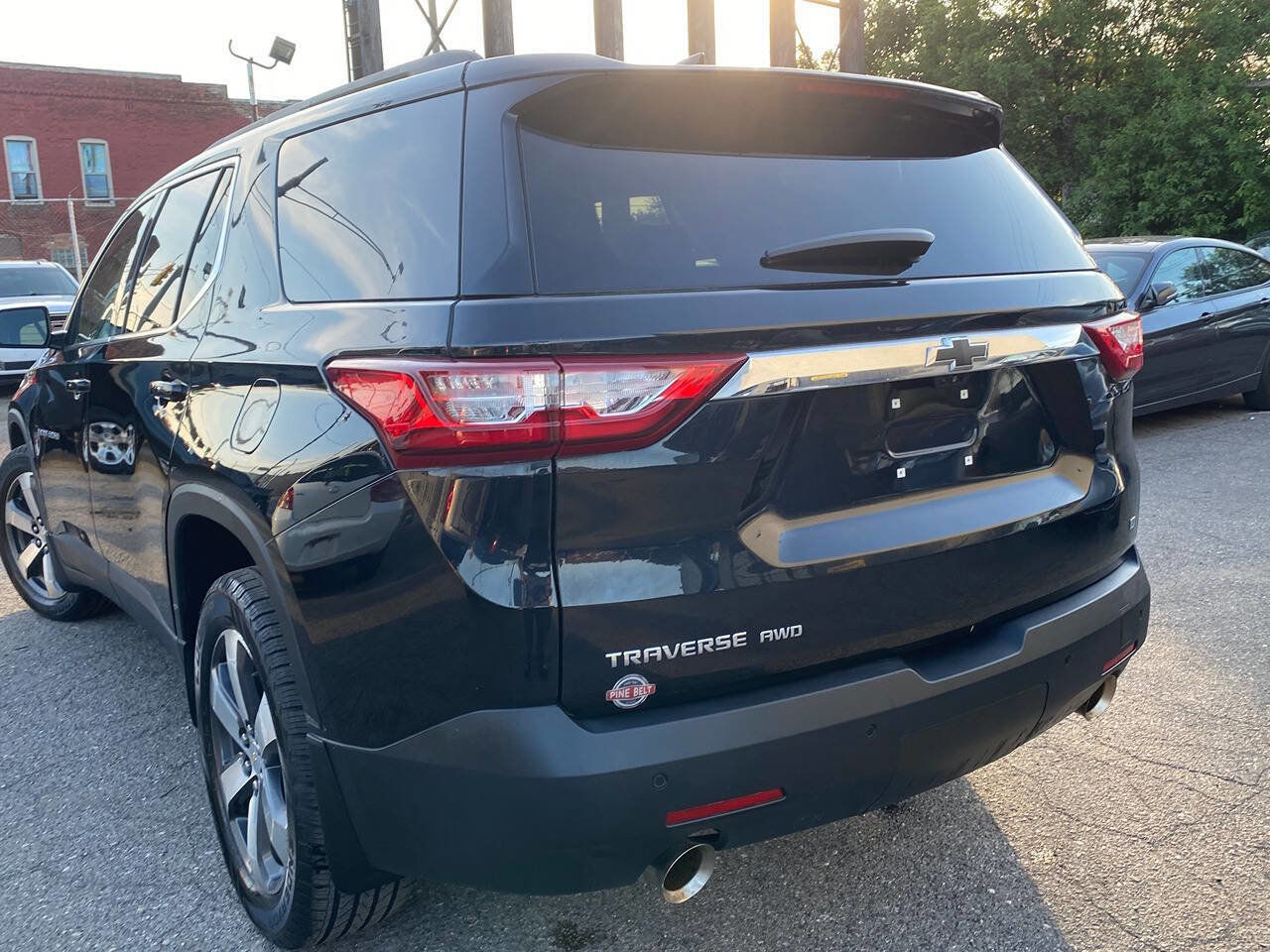 Used 2019 Chevrolet Traverse LT w/ LT Premium Package image 10