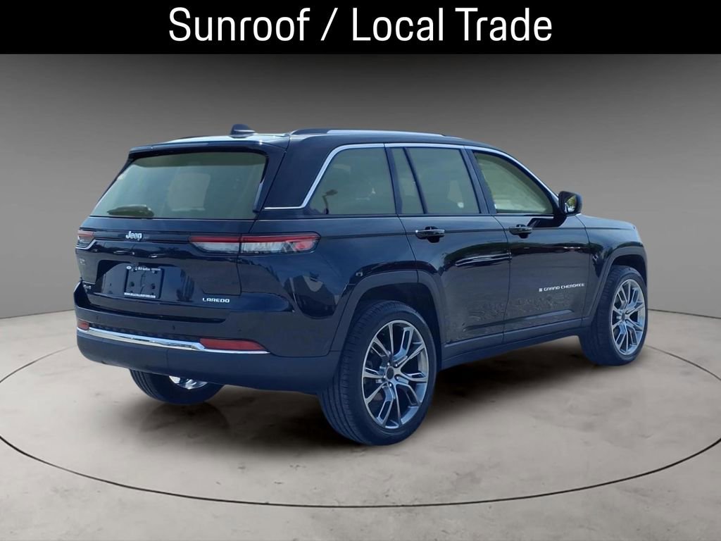 Used 2023 Jeep Grand Cherokee Laredo w/ Trailer Tow Prep Group (B) image 9