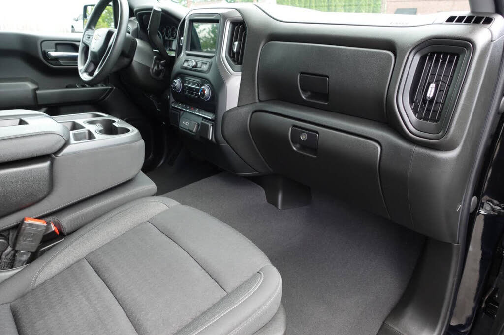 Used 2023 Chevrolet Silverado 1500 Custom AWD/4WD image 39