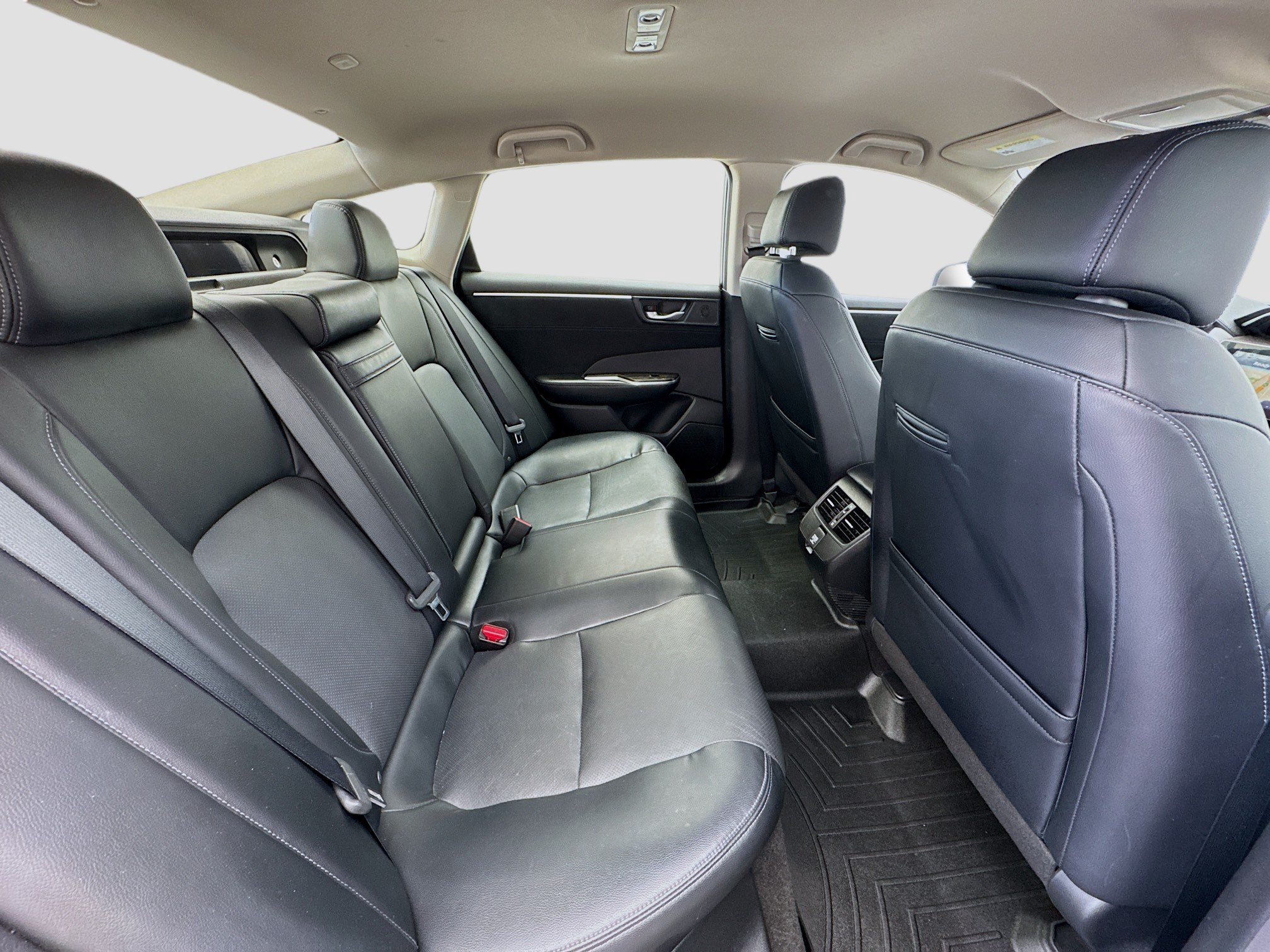 Used 2018 Honda Clarity Touring image 18