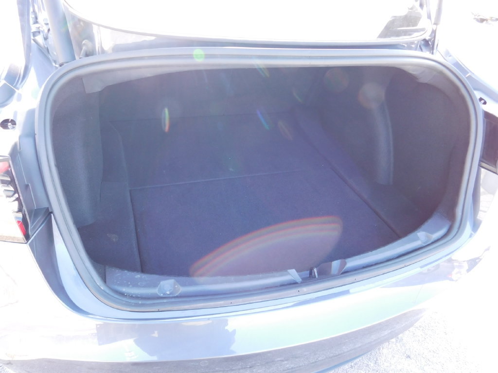 Used 2022 Tesla Model 3 Long Range AWD/4WD image 7