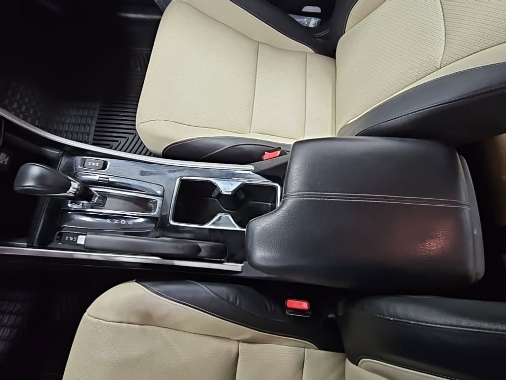 Used 2016 Honda Accord EX-L image 22