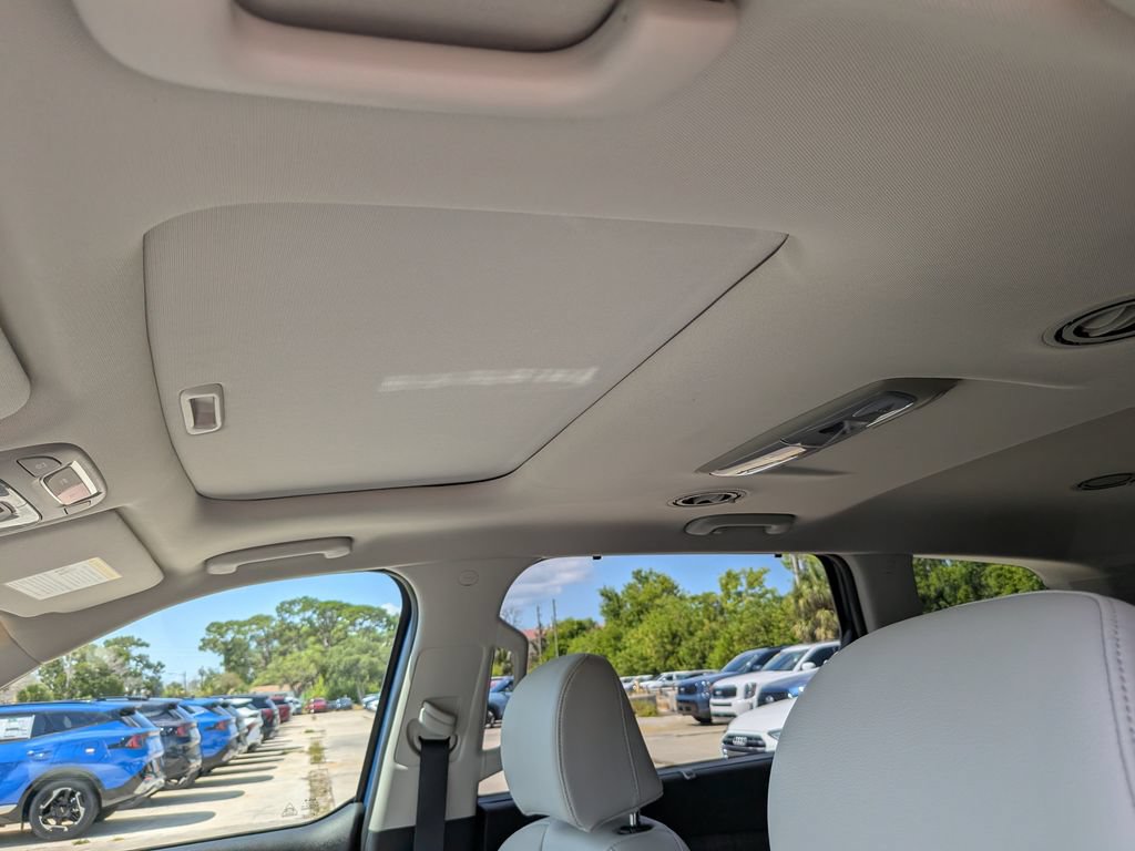 Certified 2024 Kia Telluride EX w/ EX Captain's Chair Package FWD image 23