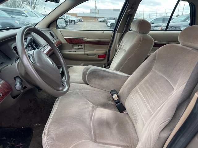 Used 2002 Mercury Grand Marquis GS image 9