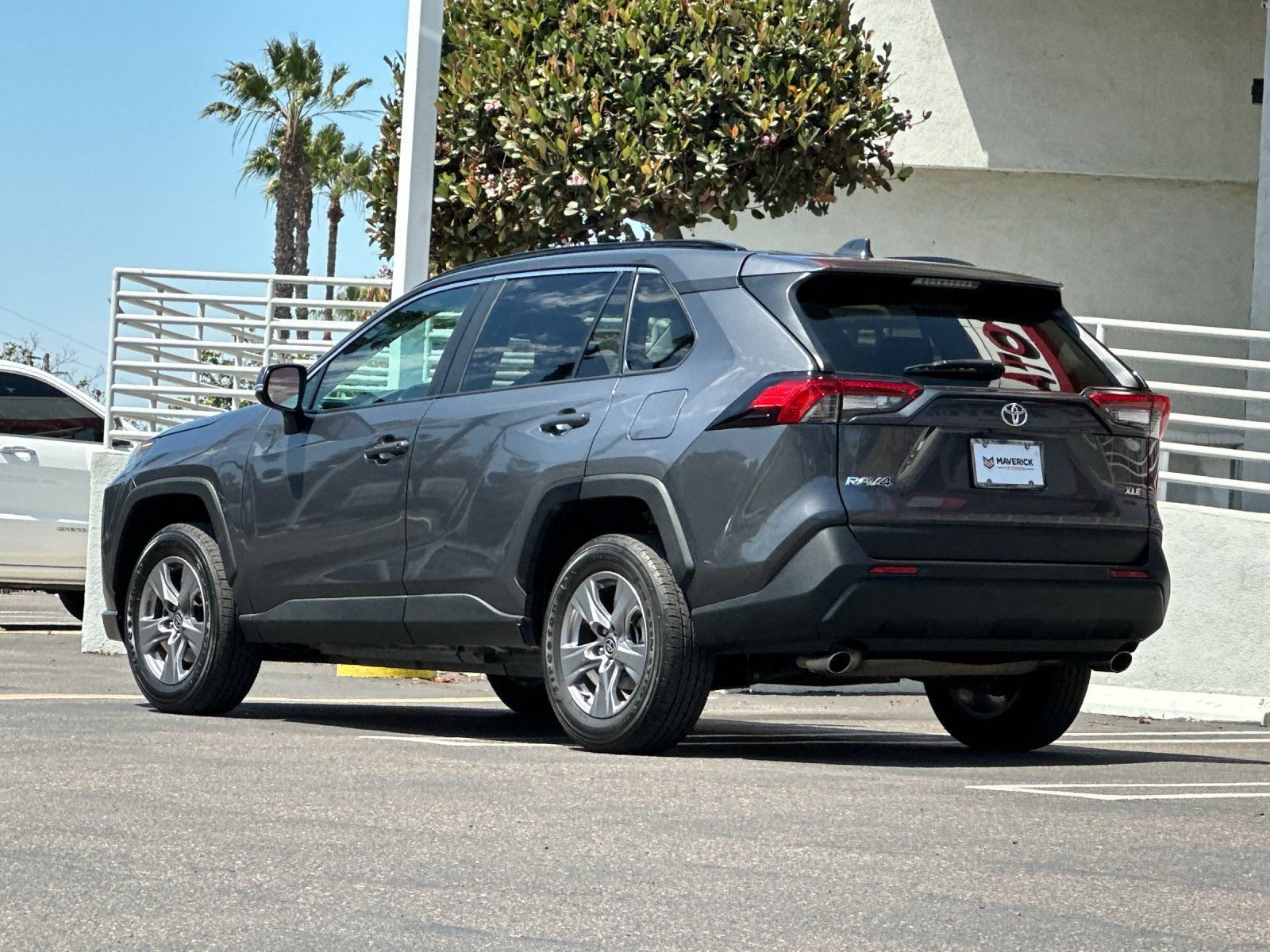 Used 2024 Toyota RAV4 XLE FWD image 3