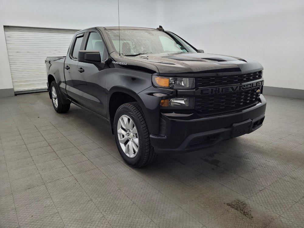 Used 2020 Chevrolet Silverado 1500 Custom w/ Custom Value Package AWD/4WD image 13