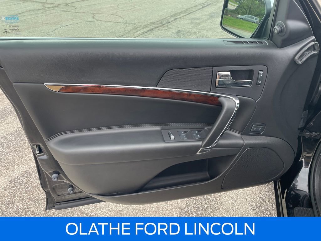 Used 2012 Lincoln MKZ FWD image 9