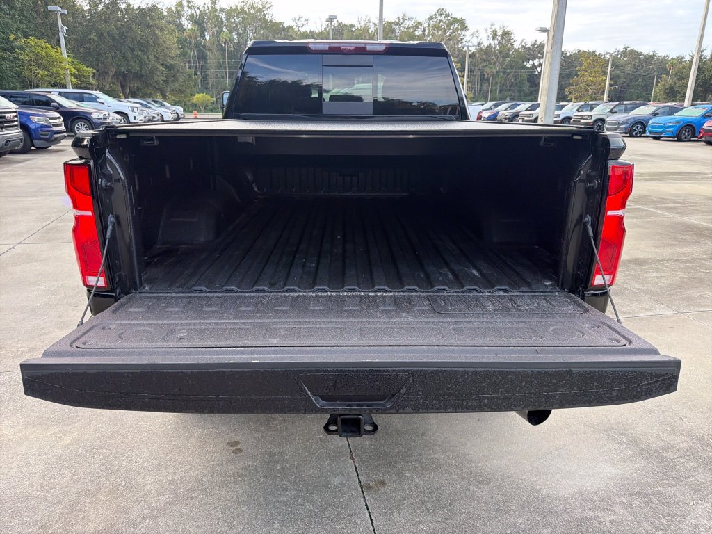 Used 2025 Chevrolet Silverado 2500 High Country w/ Midnight Edition AWD/4WD image 32