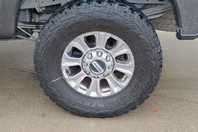 Used 2017 Ford F250 Lariat w/ Chrome Package AWD/4WD image 29
